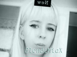 BlondeMiaX