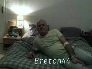 Breton44