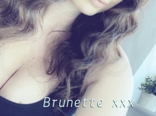 Brunette_xxx