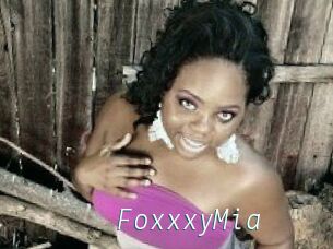 FoxxxyMia