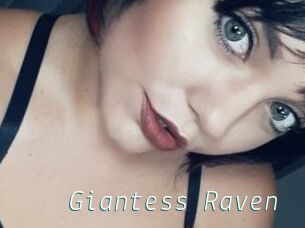 Giantess_Raven