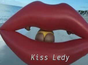 Kiss_Ledy