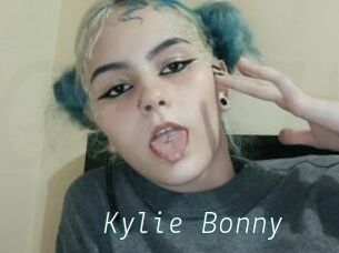 Kylie_Bonny