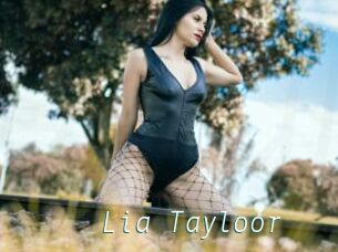 Lia_Tayloor