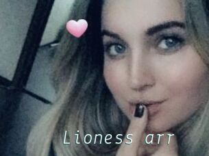 Lioness_arr