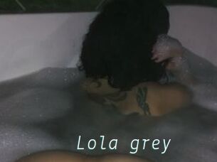 Lola_grey