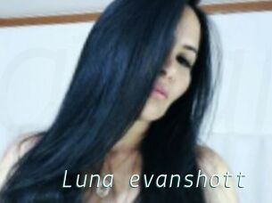 Luna_evanshott