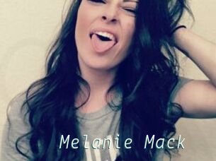 Melanie_Mack