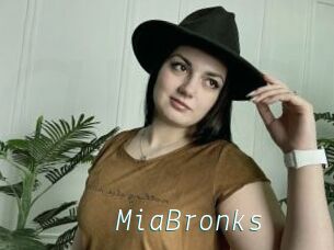 MiaBronks