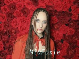 MiaFoxie