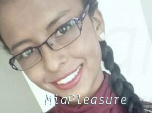 Mia_Pleasure