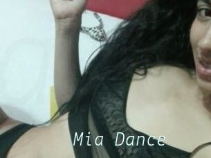 Mia_Dance