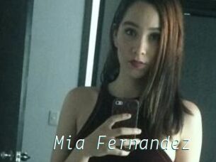 Mia_Fernandez