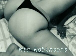 Mia_Robinsons