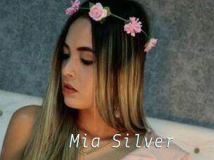 Mia_Silver