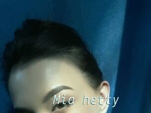 Mia_hetty