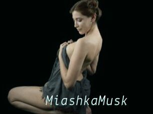 MiashkaMusk