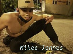 Mikee_Jonnes