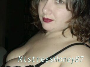 MistressHoney87