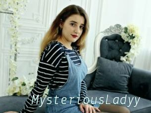 MysteriousLadyy