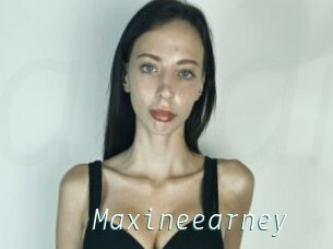 Maxineearney