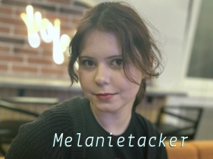 Melanietacker