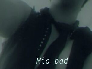 Mia_bad