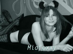 Miafoxxy