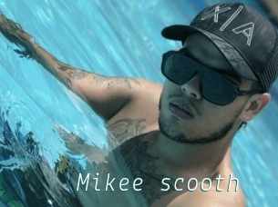 Mikee_scooth