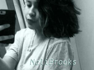 Nali_Brooks