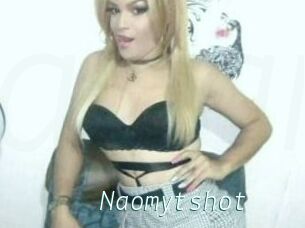 Naomytshot