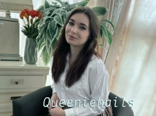 Queeniehails