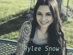 Rylee_Snow