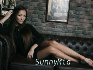 SunnyMia