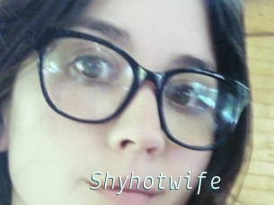 Shyhotwife