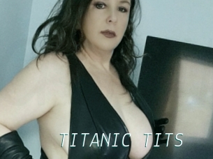 TITANIC_TITS