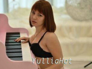 YulliaHot